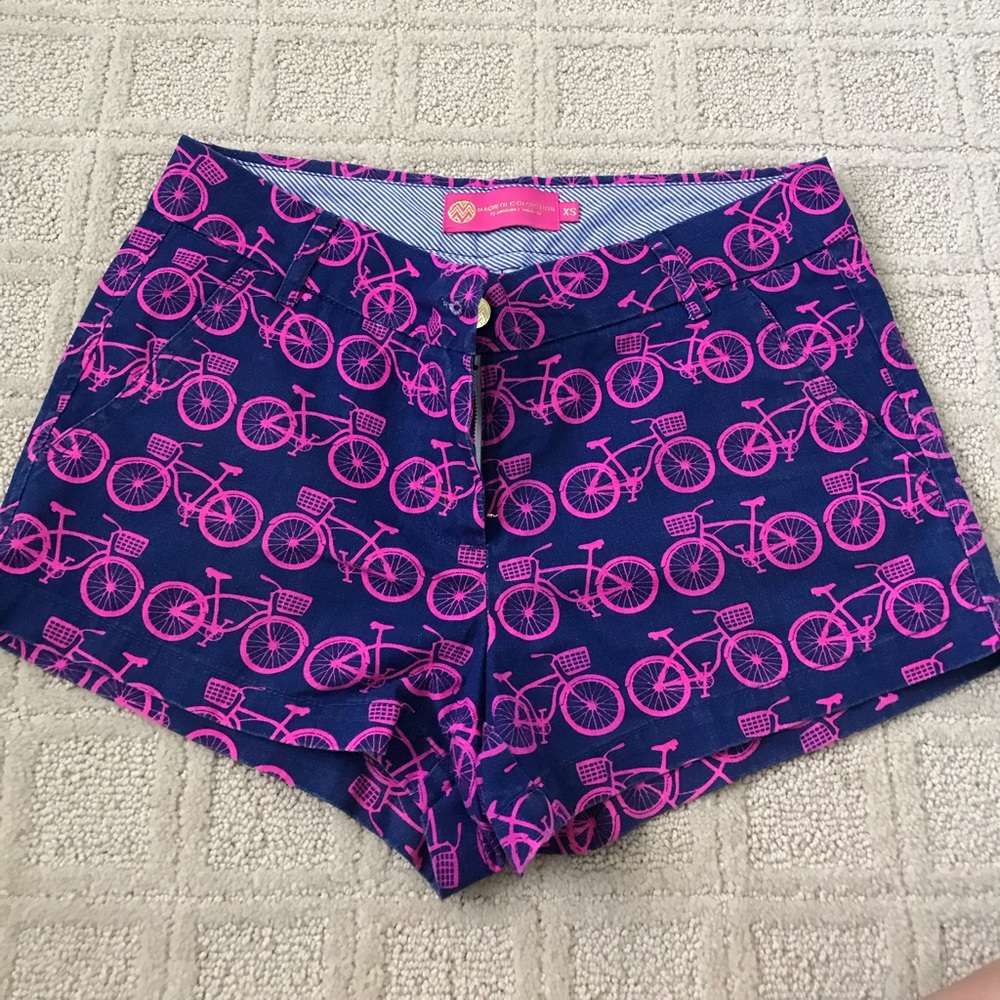 NAVY AND PINK SHORTS